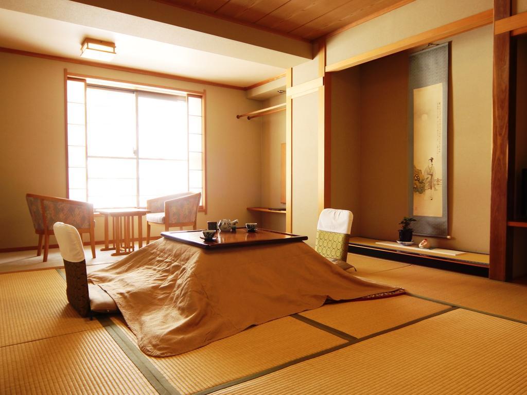Yamatoya Hotel Yamanouchi  Exterior foto